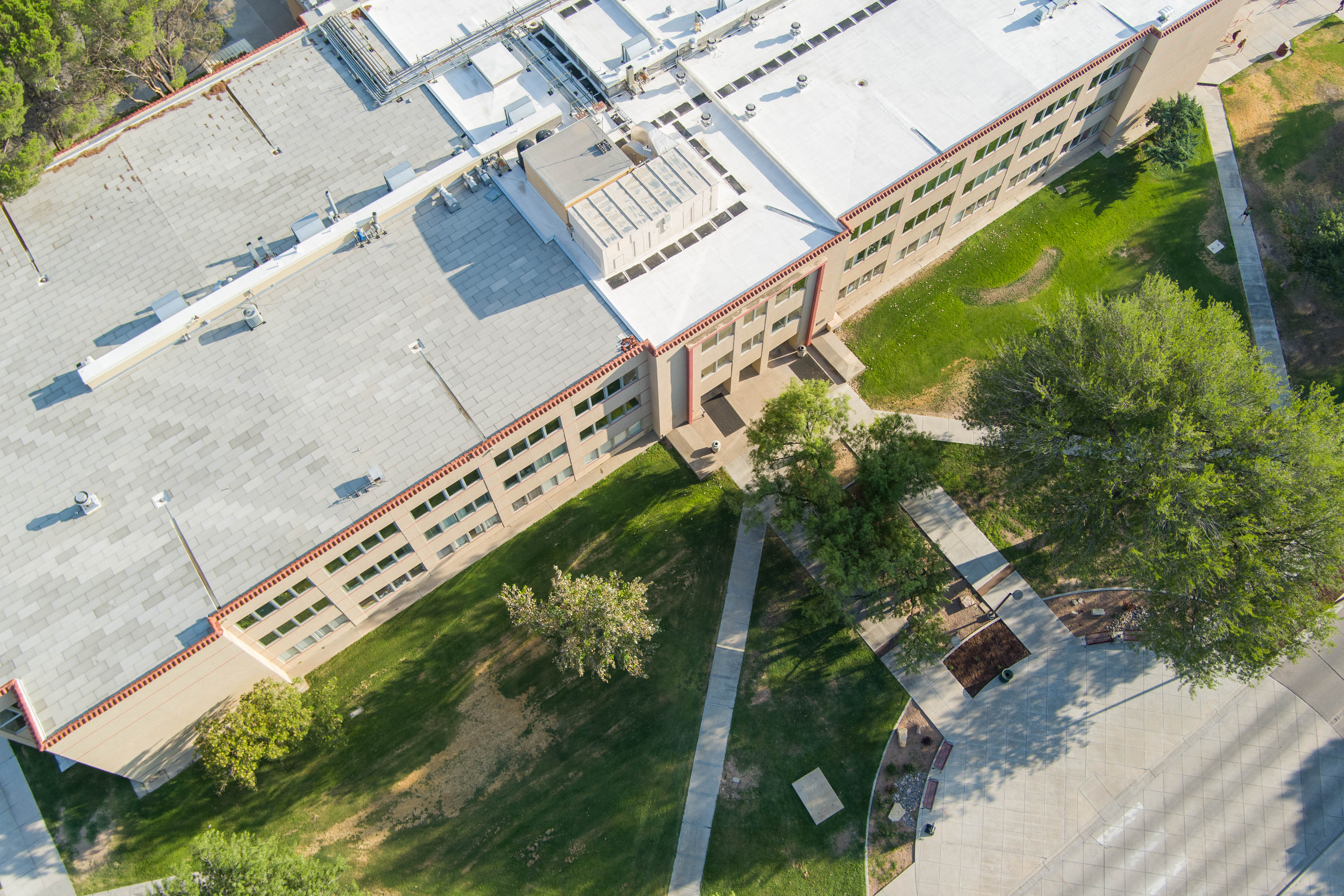 Ariel photo of the College of ACES building - Gerald Thomas Hall. 