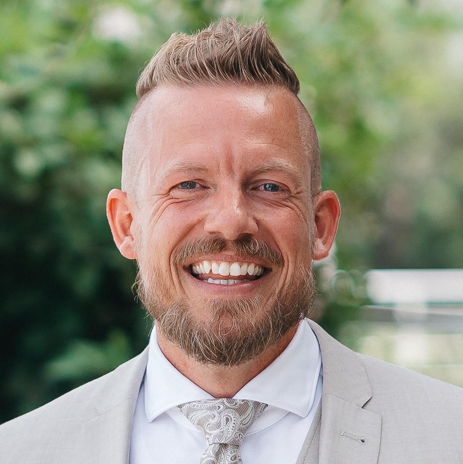 Headshot of Dr. Hugo Leenders from the NMSU College of Business